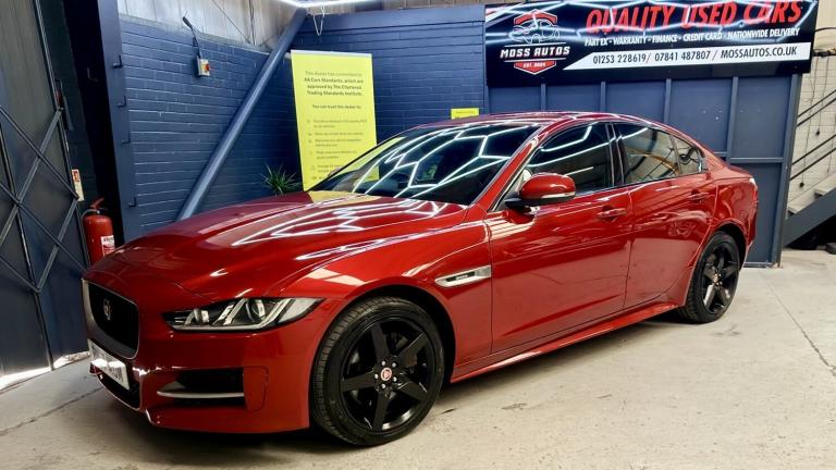 JAGUAR XE 2.0 d R-Sport 2017