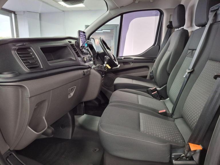FORD TRANSIT CUSTOM 2.0 300 EcoBlue Trend L2 H1 Euro 6 5dr 2023