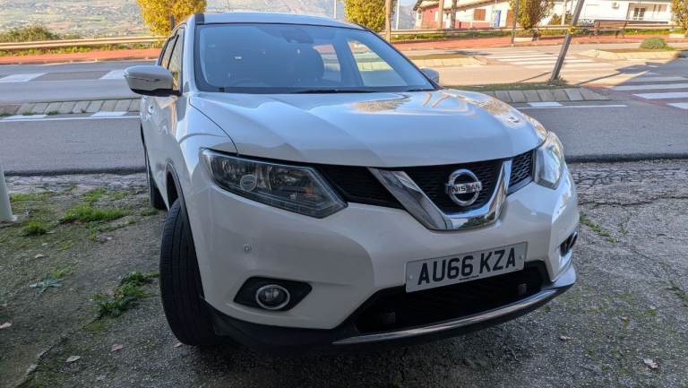 Nissan, X-TRAIL, Estate, 2016, Manual, 1598 (cc), 5 doors