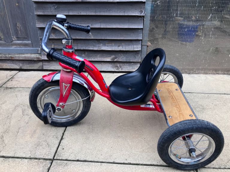 Classic Red Tricycle – Good Condition, Ready to Ride
