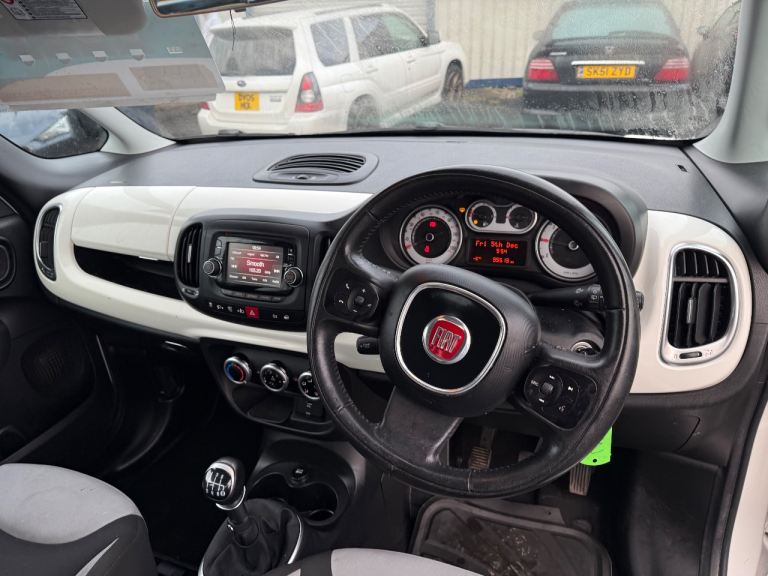 2013(63) Fiat 500L MPV 1.4 Petrol 95,000 Miles MOT'd 25/3/26 , White with black Roof A