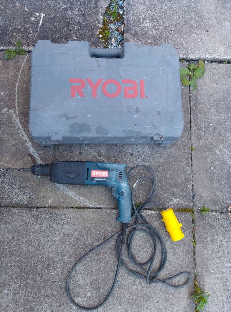Ryobi 110 v drill in case