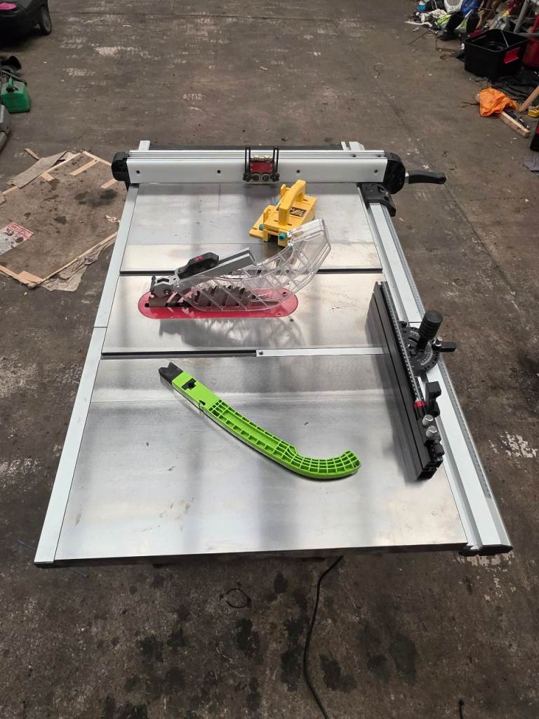 Lumberjack 10" cast iron table saw