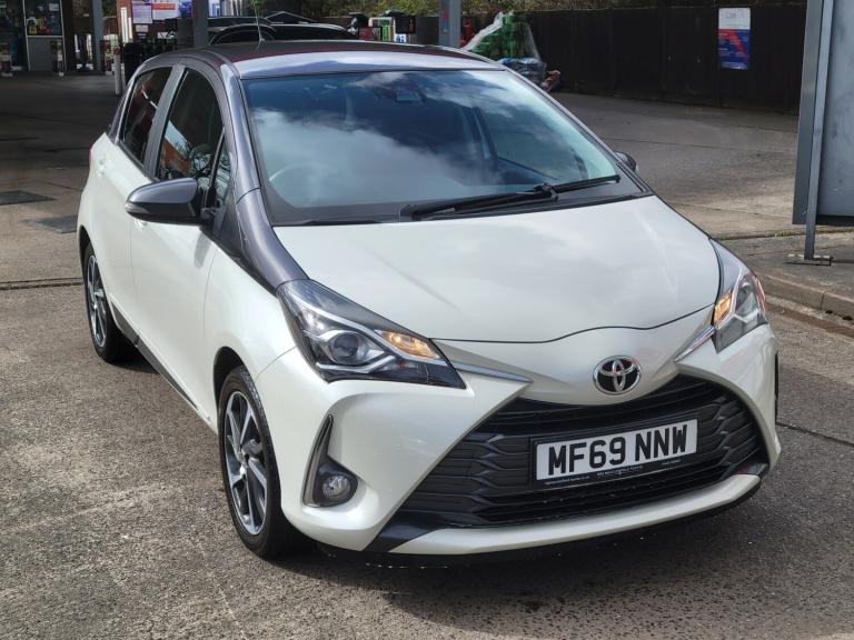 2019 Toyota Yaris 1.5 VVT-i Y20 5dr [Bi-tone] HATCHBACK Petrol Manual