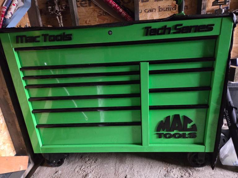 Mac tools tech series toolbox