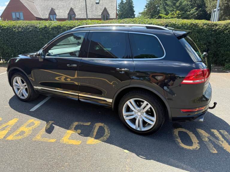 Volkswagen, TOUAREG, Estate, 2012, Semi-Auto, 2967 (cc), 5 doors