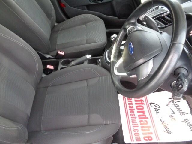 2016 Ford Fiesta 1.25 82 Zetec 5dr LOW Mileage HATCHBACK Petrol Manual