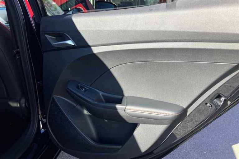 2025 MG MG3 1.5 Hybrid Trophy 5dr Auto HATCHBACK PETROL/ELECTRIC Automatic