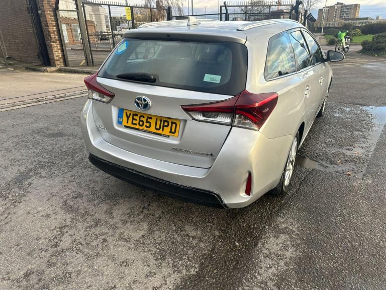 2015 Toyota Auris 1.8 Hybrid Icon 5dr CVT ESTATE Petrol/Electric Hybrid Automatic