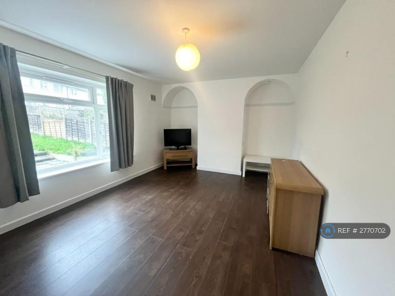 3 bedroom house in The Boxhill, Coventry, CV3 (3 bed) (#2770702)