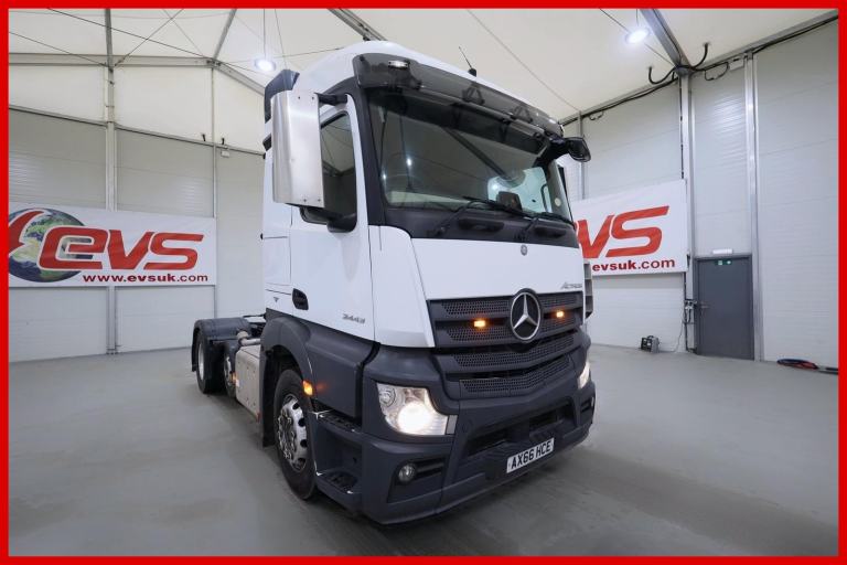 2017 (66 PLATE) Mercedes Benz Actros 2443 6x2 Euro 6 Tractor Units