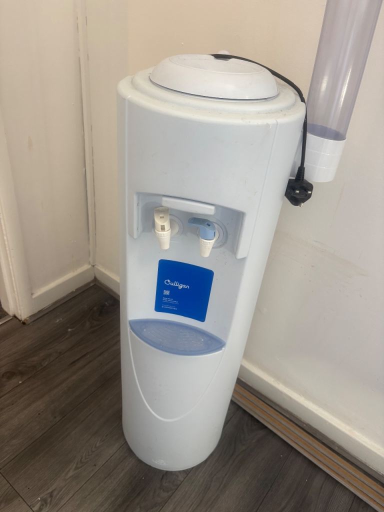 Culligan Water Cooler Dispenser – White, Good Condition