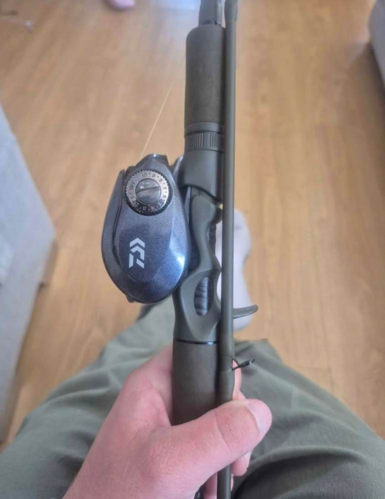 Savage Gear SG4