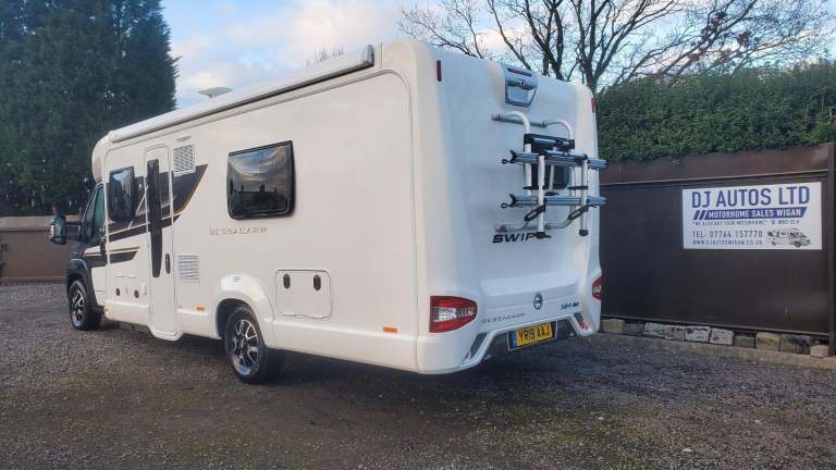 SWIFT BESSACARR 584 MOTORHOME french bed 4 berth 4 belts- 1 f owner