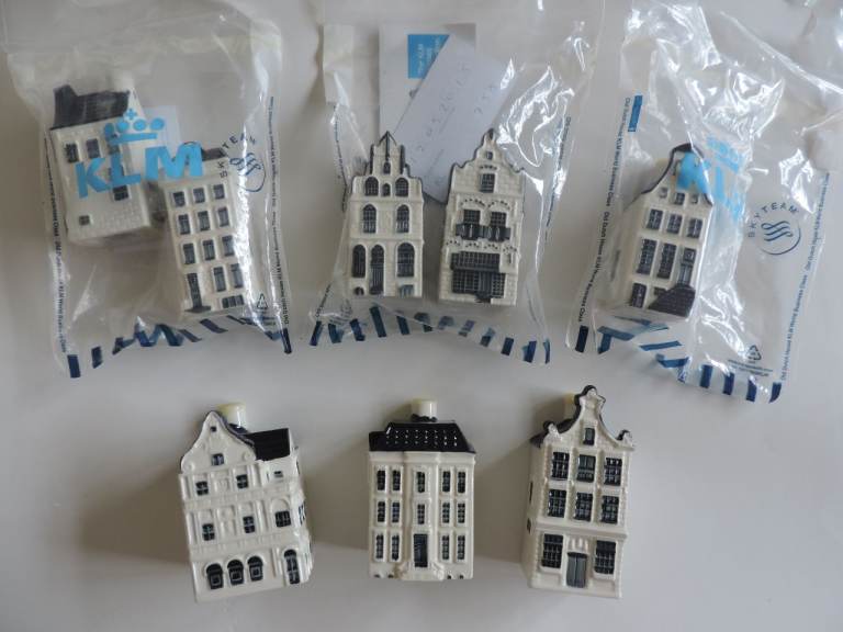 KLM Delft Blue Houses Collection – Miniatures, New in Pack