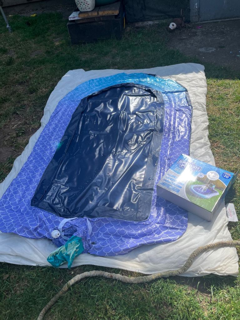 Splash pet or child’s  pool