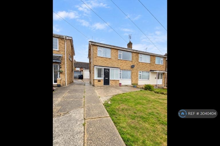 3 bedroom house in The Vineway, Harwich, CO12 (3 bed) (#3040404)