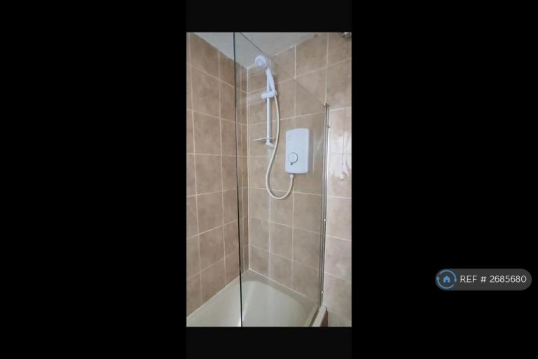 1 bedroom flat in Braehead Road, Cumbernauld, Glasgow, G67 (1 bed) (#2685680)