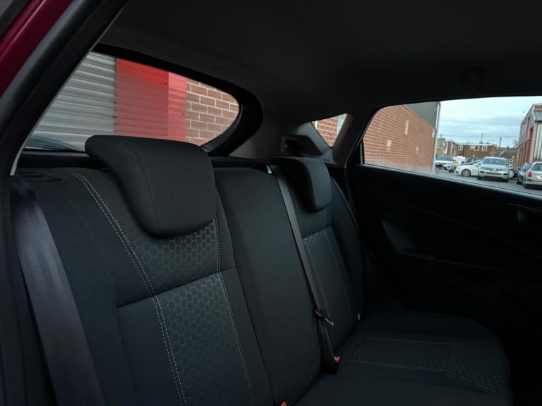 2010 Ford Fiesta 1.4 Zetec 5dr HATCHBACK PETROL Manual