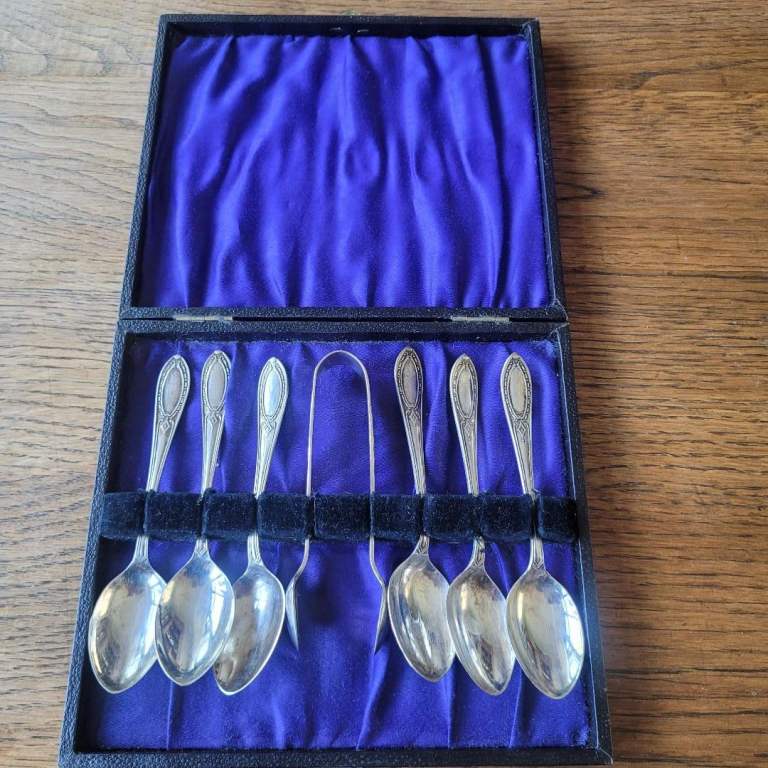 image for Old Boxed set of EPNS Spoons & Tongs