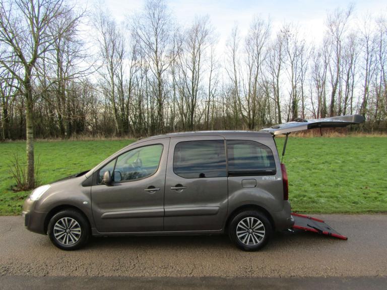 2019 Peugeot Partner Tepee Horizon 1.6 Hdi *5 SEATS* Wheelchair Accessible Vehicle WAV MPV Diesel...