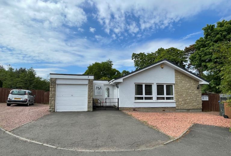 Double room in shared house, No Bills! 