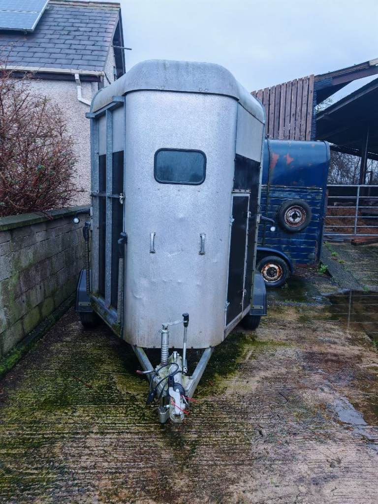 Ifor Williams HB505 Horsebox Solid Floor Recently Refurbished 