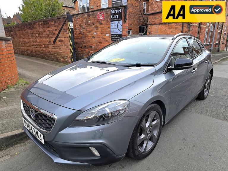VOLVO V40 CROSS COUNTRY Hatchback 2014 2014