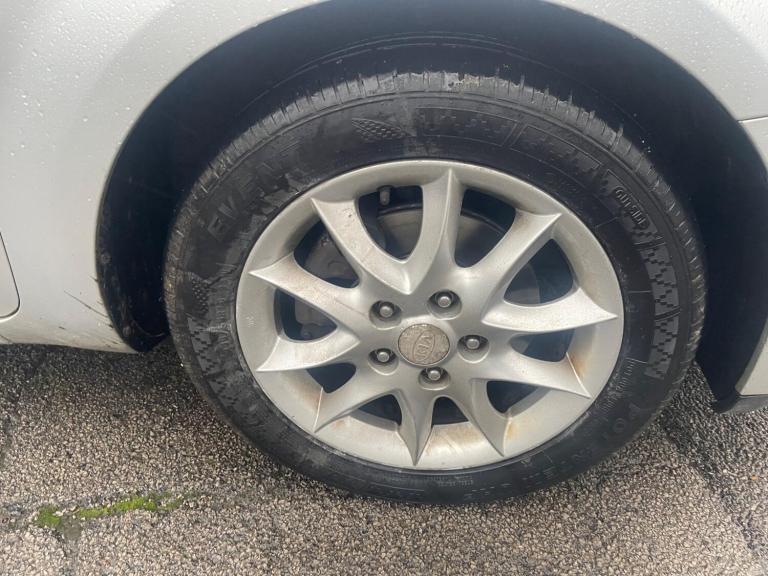 2010 Kia Ceed 1.6 CRDi 1 Euro 4 (s/s) 5dr HATCHBACK Diesel Manual