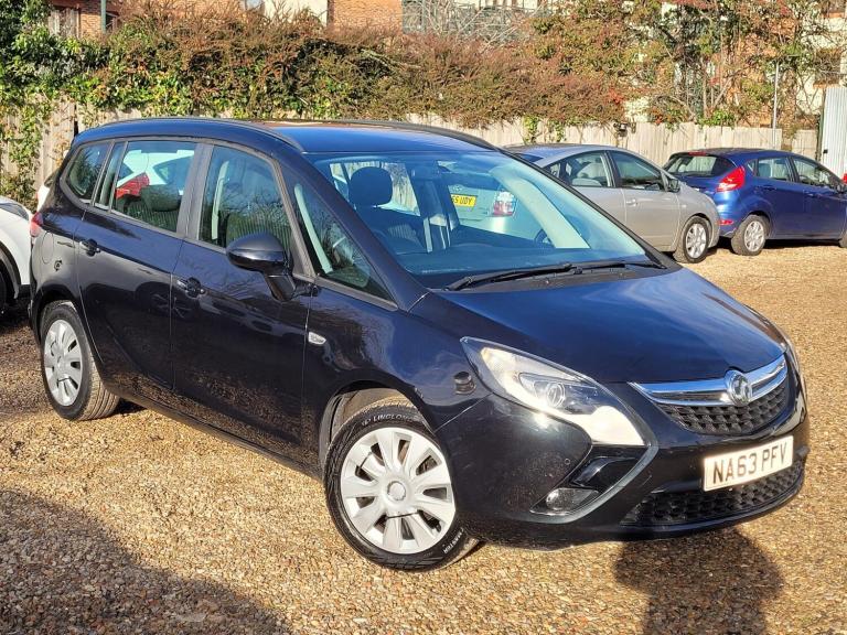 2013 Vauxhall Zafira Tourer 1.4T 16V Exclusiv Auto Euro 5 5dr MPV Petrol Automatic