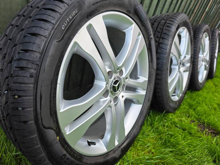 18" Mercedes Alloy Wheels for VITO, VIANO, V-CLASS in perfect condition including tyres  245/45R18.