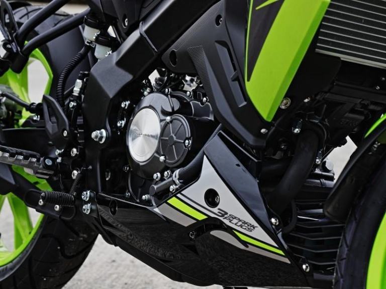 Keeway RKF 125cc| Super Sport | Naked Motorcycle | Best Bikes | For Sale | 20...