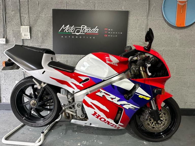Honda RVF400 Baby RC45. Stunning Standard Bike