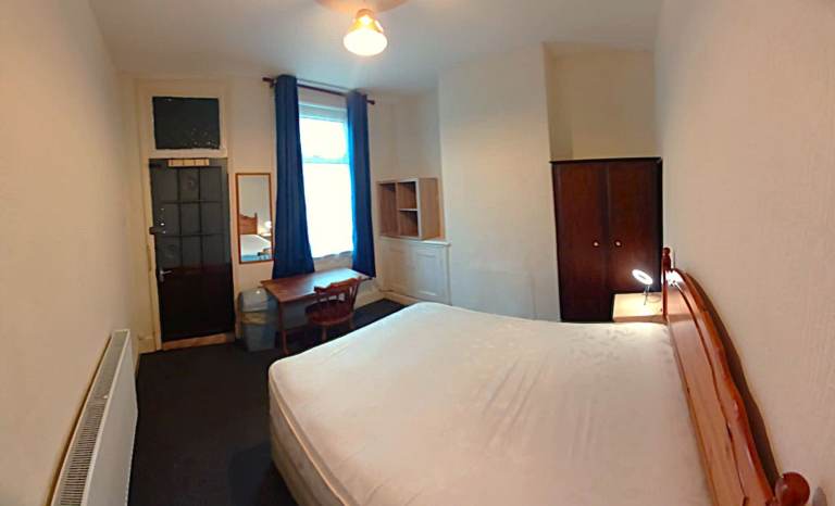 Double room for rent