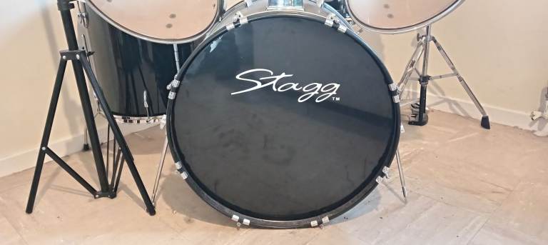 Stagg drum kit 