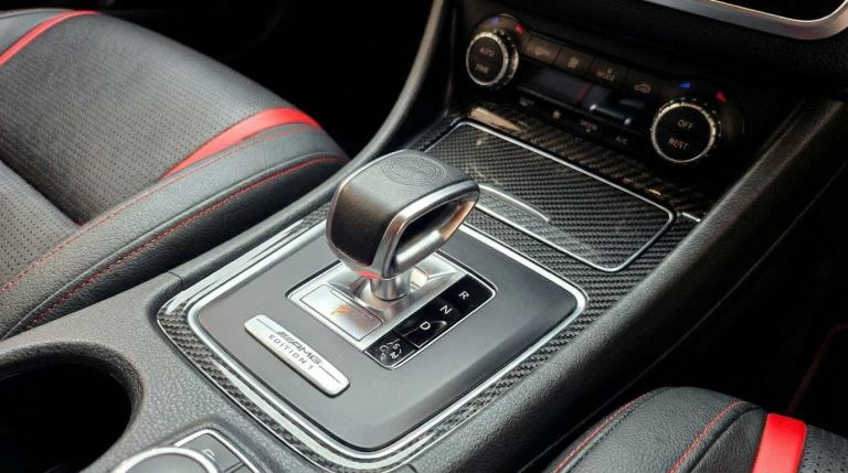 MERCEDES-BENZ GLA CLASS Hatchback GLA 45 AMG 4MATIC Edition 1 + body kit 2015