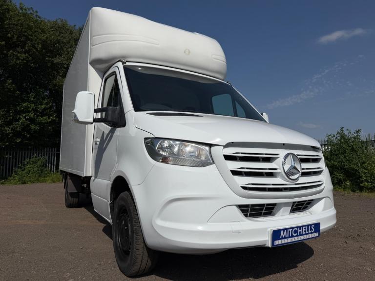 2021 Mercedes-Benz Sprinter 3.5t PROGRESSIVE LWB LUTON Luton Diesel Manual