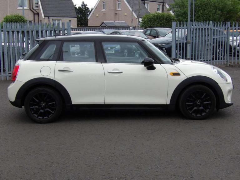 2017 MINI Hatch 1.5 Cooper D 5dr Hatchback Diesel Manual