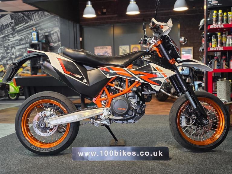 2015 KTM 690 SMC SUPER MOTO EXTRA'S 10,000 MILE'S 