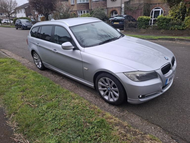 2011 BMW 3 Series 318i Exclusive Edition 5dr ESTATE Petrol Manual