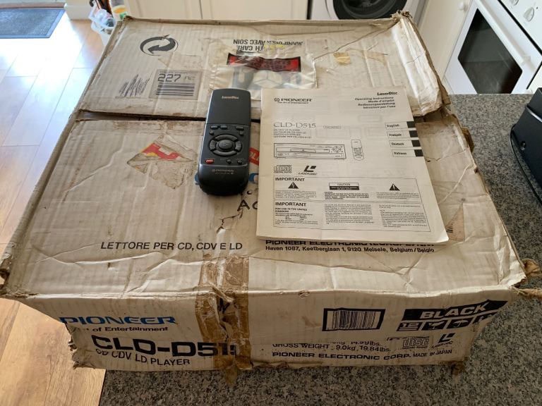 Pioneer laser player 