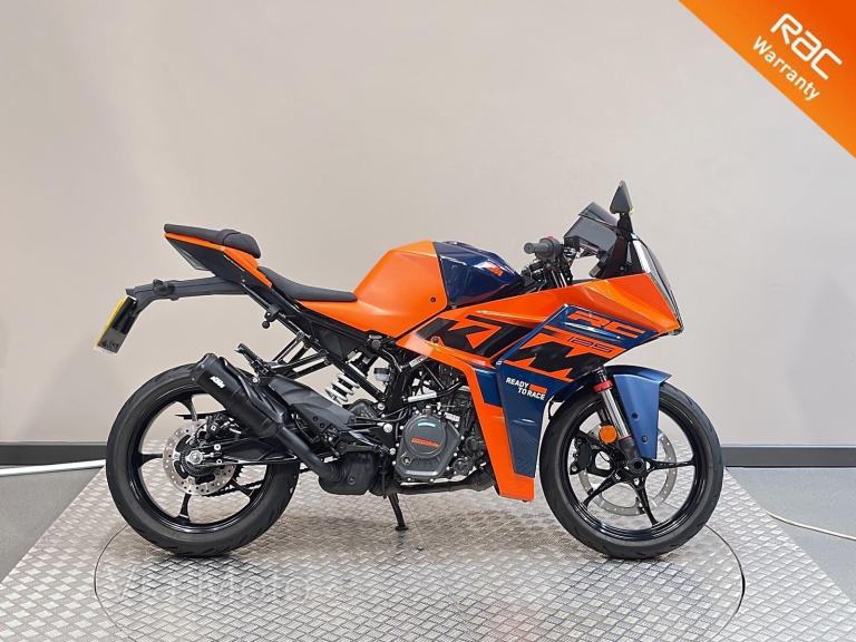 KTM RC 125 24 - 2024 - 8978 miles