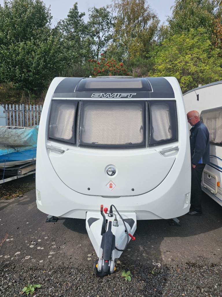 SWIFT Sprite Major 6 TD 6 Berth End Bedroom 2018 in very good condition. 