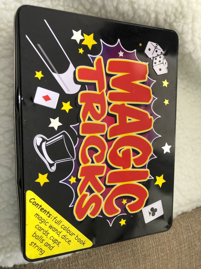 Magic tricks tin