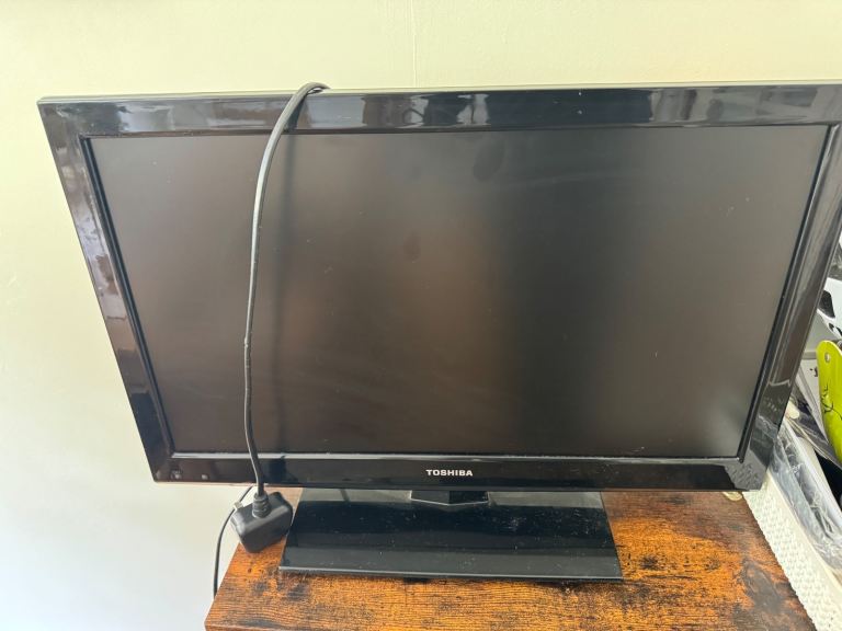 21 inch TV
