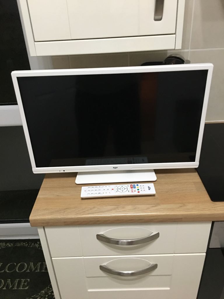 Bush tv and DVD player smart tv