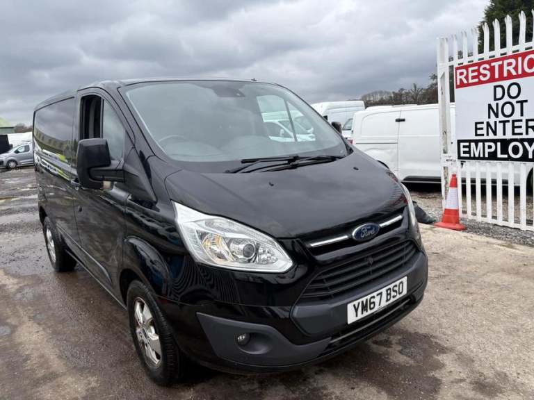 2017 Ford Transit Custom 2.0 TDCi 130ps Low Roof Limited Van PANEL VAN DIESEL Manual