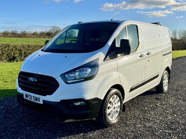 FORD TRANSIT CUSTOM 2.0 Transit Custom Leader Van 300 L1 2.0L EcoBlue 105PS FWD