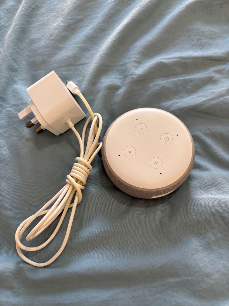 Amazon Echo Dot (3rd Gen) Smart Speaker with Charger