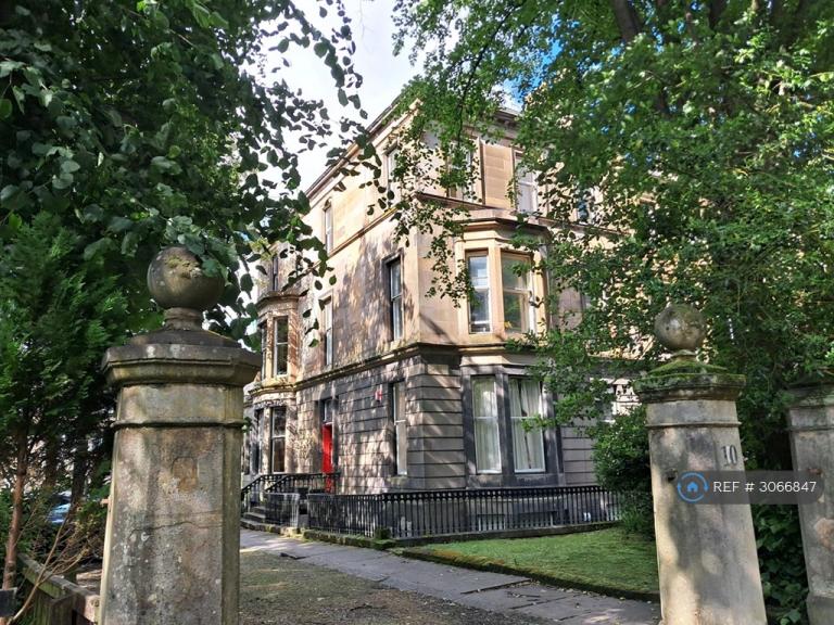 1 bedroom flat in Lorraine Gardens, Glasgow, G12 (1 bed) (#3066847)